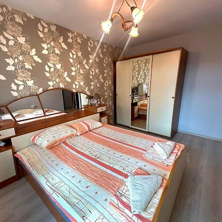 בורגאס Lux Apartment Sisi מראה חיצוני תמונה