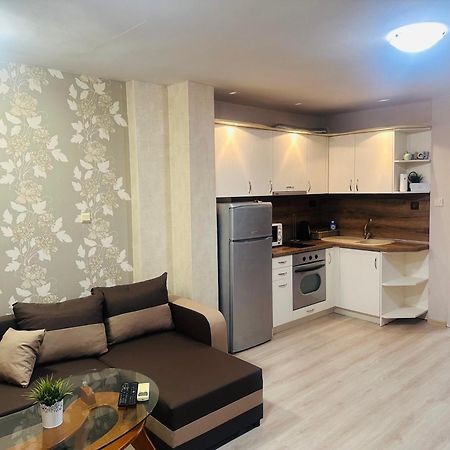 בורגאס Lux Apartment Sisi מראה חיצוני תמונה