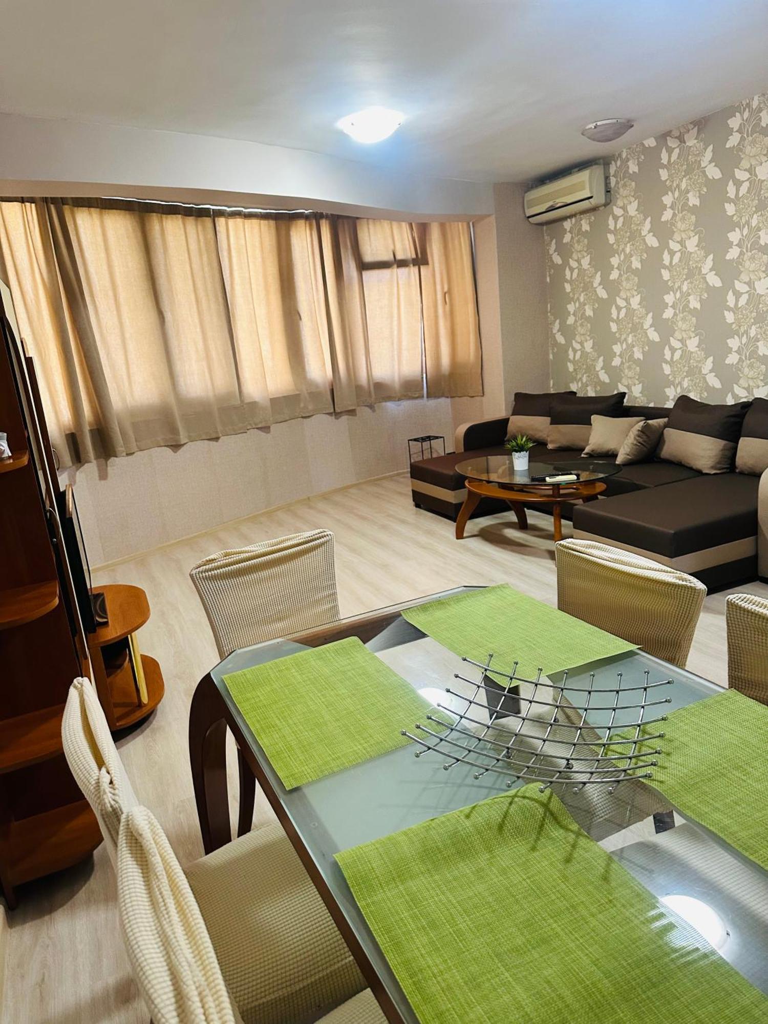 בורגאס Lux Apartment Sisi מראה חיצוני תמונה